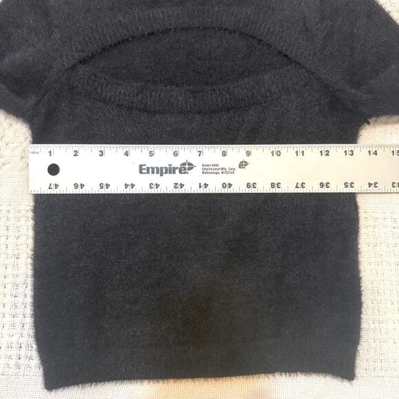 Goodnight Macaroon medium cutout fuzzy sweater top SP 2932 - Picture 4 of 10